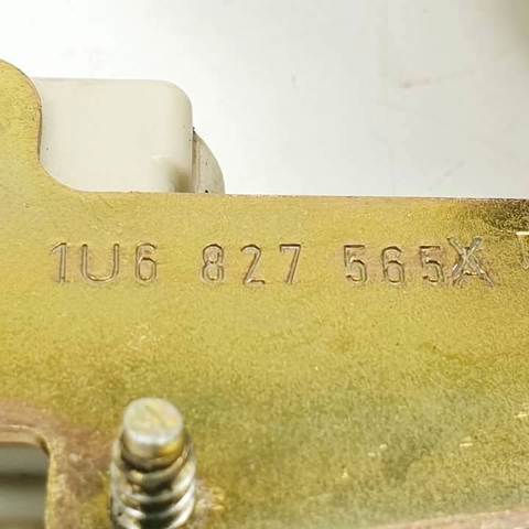 1U6827565 Ручка крышки багажника (двери 3/5-й задней) наружная купить Житомир