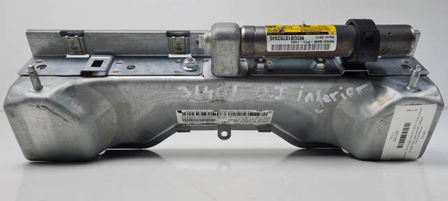 MERCEDES 2048602002 Подушка безопасности защиты коленей в наличии Винница