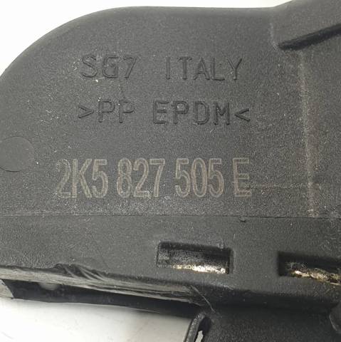 VAG 2K5827505E Замок багажника в наличии Киев