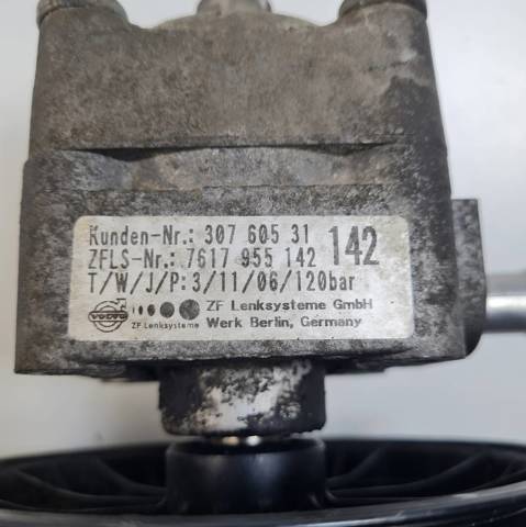 VOLVO 30760531 Насос гидроусилителя руля (ГУР) в наличии Киев