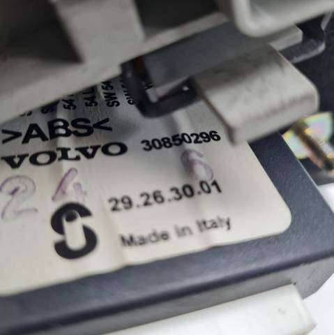 VOLVO 30850296 в наличии Павлоград