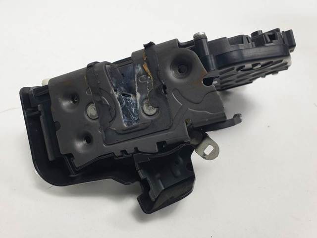 FORD 3M5AR26413ES Замок двери задней правой в наличии Ужгород