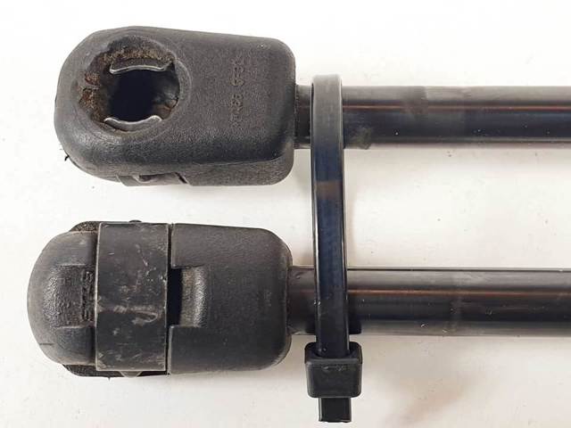 4L0827552 Амортизатор крышки багажника (двери 3/5-й задней) купить Ровно