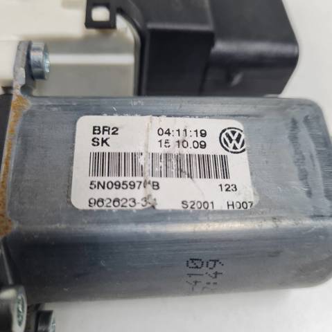 VAG 5N0959704B в наличии Львов