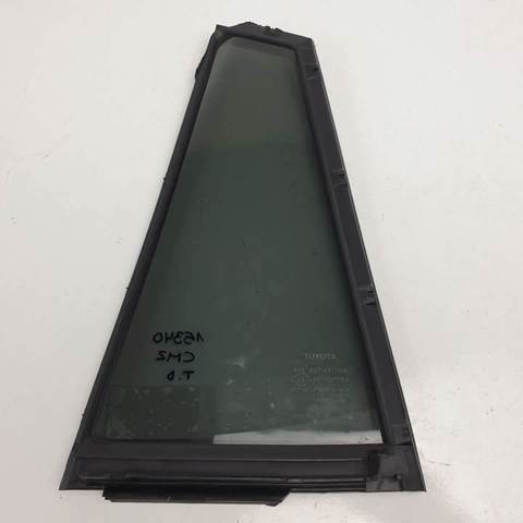 TOYOTA 6818842060 Уплотнитель стекла форточки двери задней правой в наличии Киев