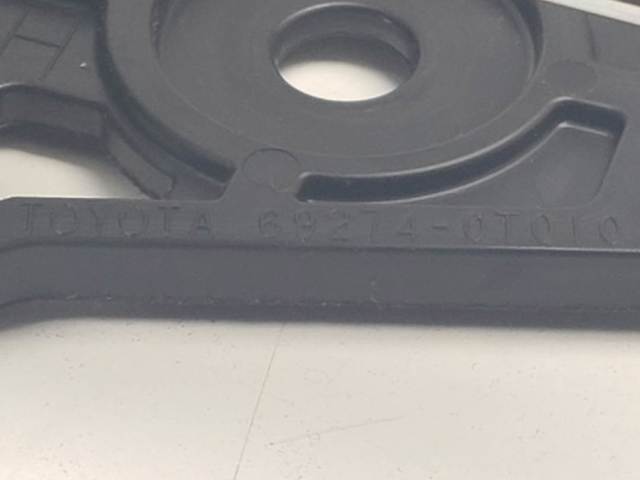 692740T010 TOYOTA купить в Украина