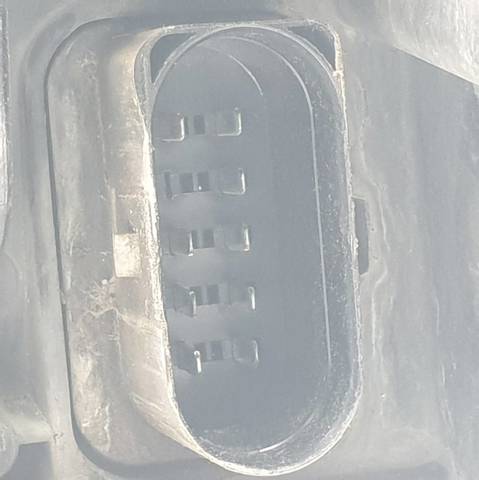 VAG 6J1941006C Правая фара в наличии Киев
