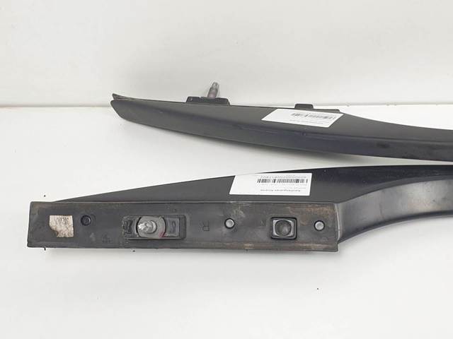 7158530 BMW Рейлинг крыши правый купить в Чернигов