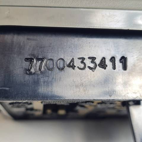 RENAULT 7700433411 Плафон салона в наличии Ужгород