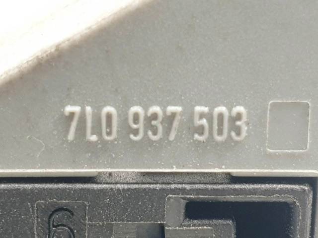 VAG 7L0937503 Блок предохранителей в наличии Ужгород