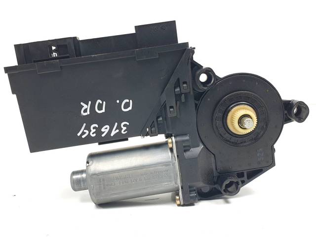 7L0959702A VAG купить в Украина
