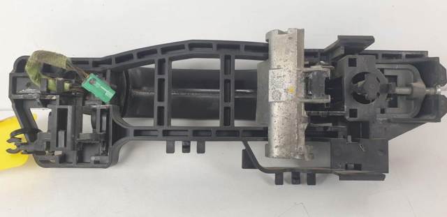 FORD 7S71A224A36AE Держатель наружной ручки двери передней правой в наличии Кривой Рог