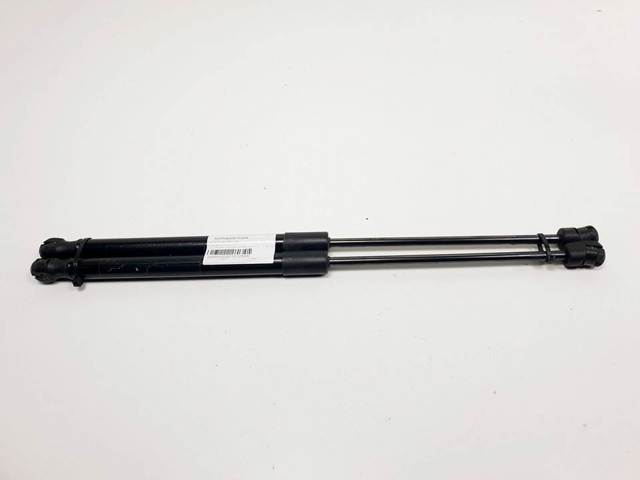 HYUNDAI 811602B010 Амортизатор капота в наличии Ужгород
