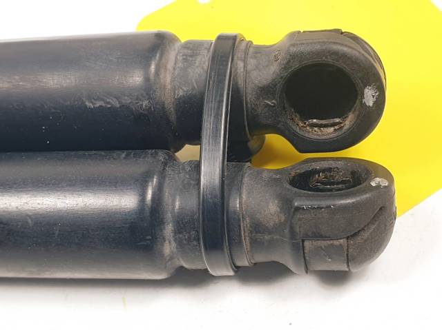 811813E010 HYUNDAI Амортизатор капота купить в Львов