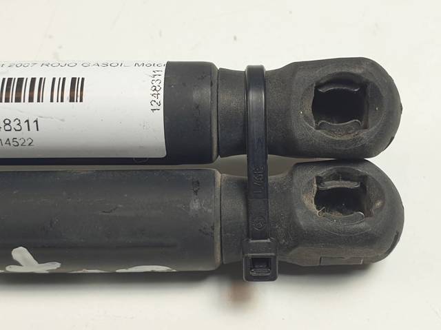 HYUNDAI 817701H010 Амортизатор крышки багажника (двери 3/5-й задней) в наличии Сумы