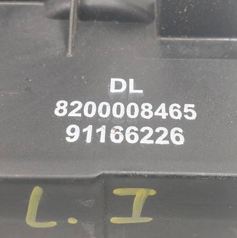 RENAULT 8200008465 Замок двери боковой сдвижной левой в наличии Павлоград