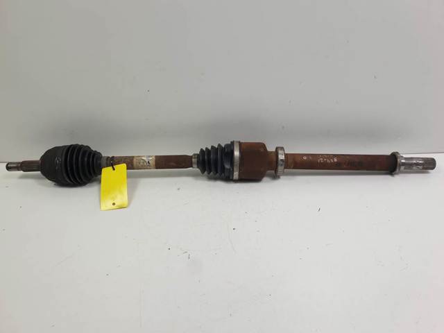 8200358168 RENAULT Правая полуось купить в Тернополь