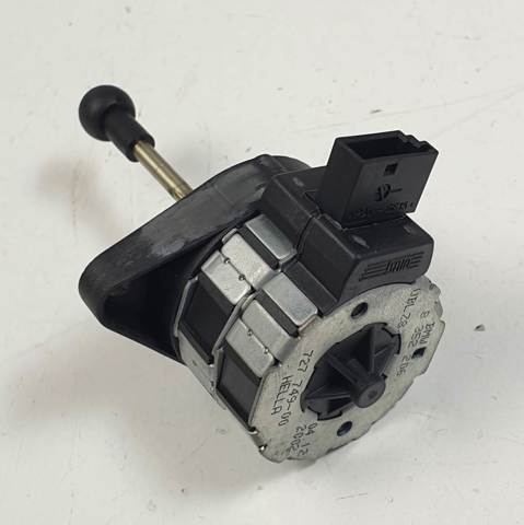 8352206 BMW Корректор фары купить в Украина