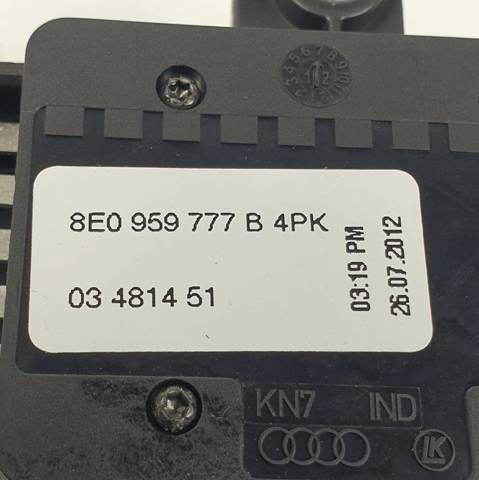 8E0959777B4PK VAG Ручка регулировки спинки сиденья купить в Ирпень