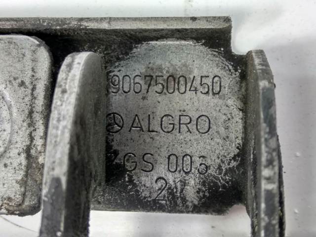 9067500450 MERCEDES Замок капота купить в Черновцы