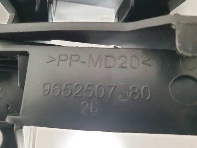 PEUGEOT 9652507380 Комплект кронштейнов/крепежей переднего бампера в наличии Украина