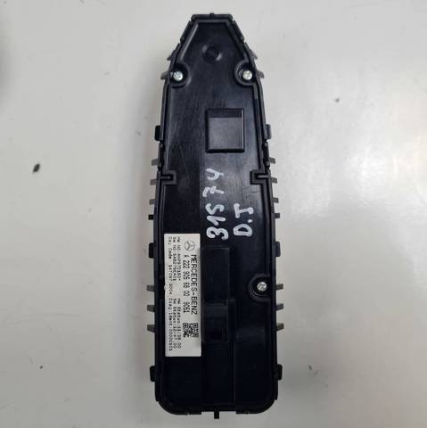 MERCEDES 2229056800 Кнопочный блок управления стеклоподъемником передний левый в наличии Полтава
