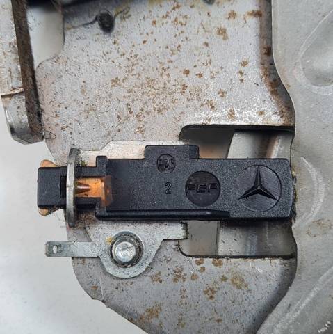 MERCEDES A9064200212 Рычаг ручного тормоза в наличии Ирпень