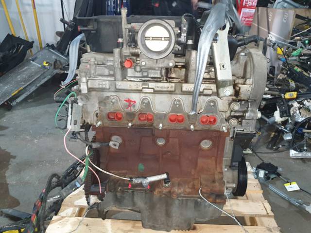 RENAULT K4M720 Двигатель в наличии Львов