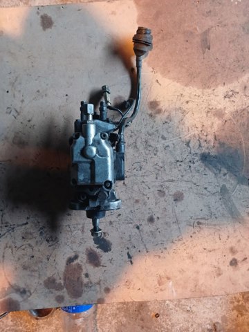 Насос топливный высокого давления (ТНВД) 0460404991 BOSCH