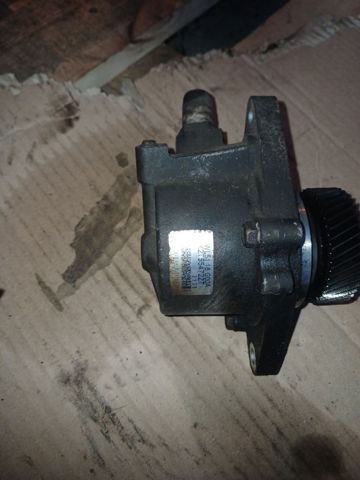 Вакуумный насос 1339680 FORD