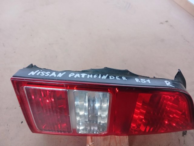 Правый стоп 26550EB303 NISSAN