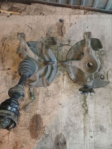 Кулак поворотный передний левый 51216SWAA00 HONDA