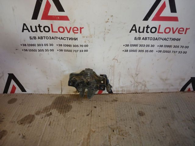 Замок крышки капота 5351060270 TOYOTA