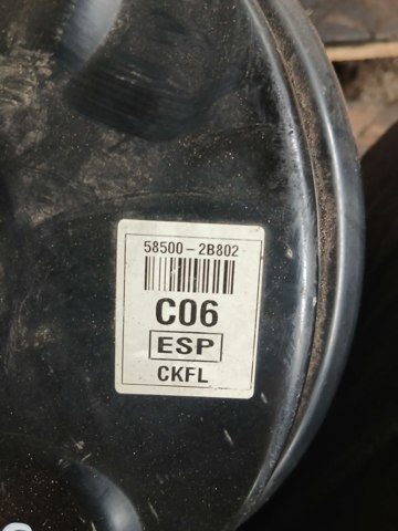 Цилиндр тормозной, главный 585002B802 HYUNDAI