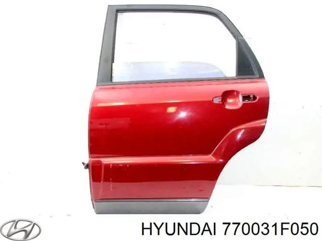 Дверь пассажирская задняя левая 770031F050 HYUNDAI