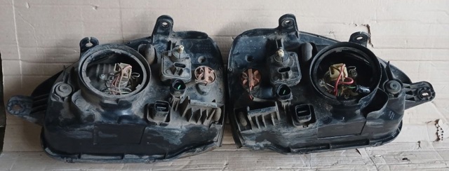 HYUNDAI 9210226220 Правая фара в наличии Одесса