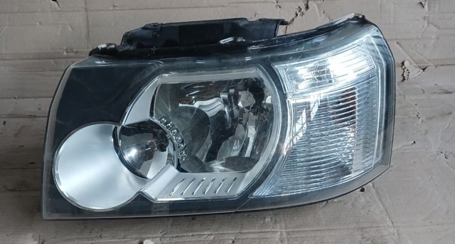 Фара левая передняя LR001572 LAND ROVER