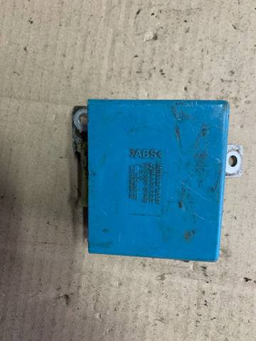 Усилитель сигнала антенны MB921337 MITSUBISHI