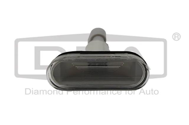 Фонарь освещения номерного знака 89430769502 DIAMOND