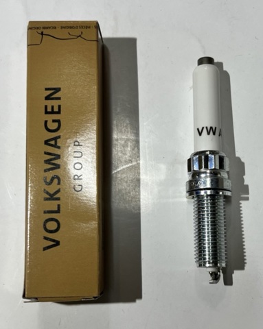 Свеча 06M905606F VAG