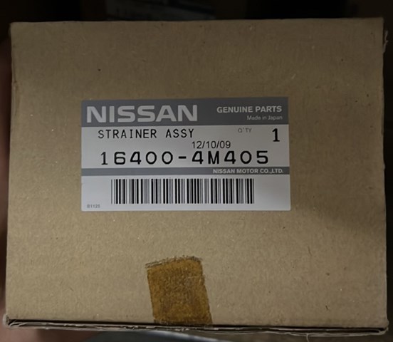 Фильтр-отстойник топлива грубой очистки 164004M405 NISSAN