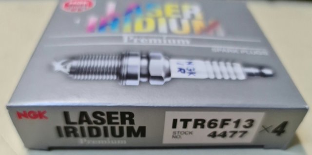 Свечи зажигания 4477 NGK