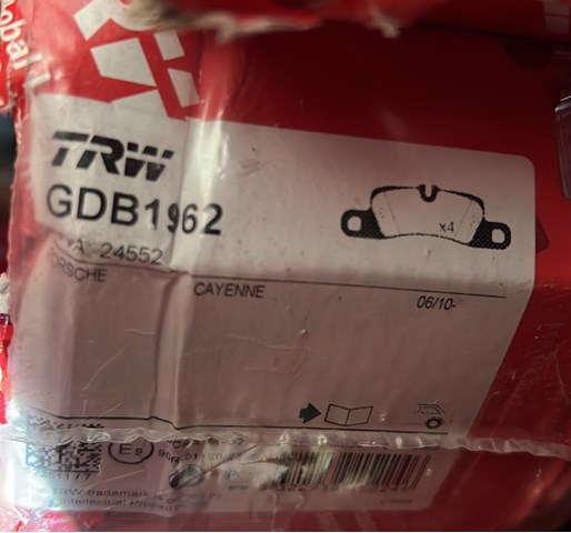 Комплект задних колодок GDB1962 TRW
