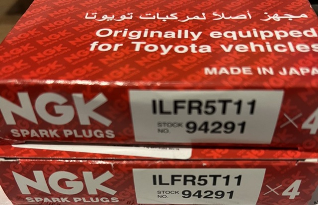 Свечи зажигания ILFR5T11 NGK