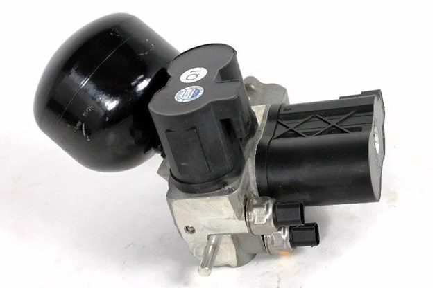 A2213200958 MERCEDES Блок клапанов регулируемой подвески передний купить в Чернигов