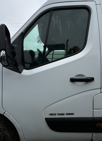 Дверь передняя, левая 801017005R RENAULT