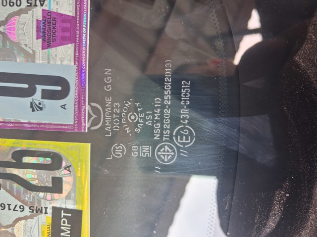 MAZDA KN3N63900C Стекло лобовое  в наличии Житомир