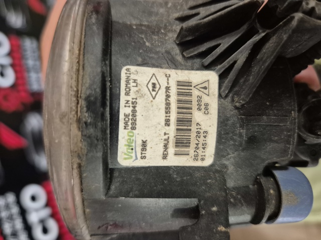 Фара противотуманная, правая 261503971R RENAULT