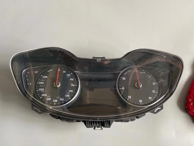 VAG 4M0920870C Панель приборов в наличии Житомир