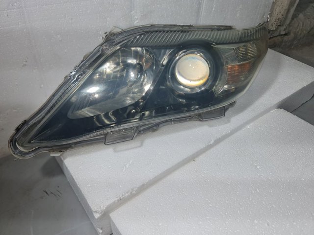 TOYOTA 8117033640 Фара левая в наличии Житомир